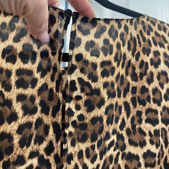 Zara Sheer Chiffon Leopard Print Top Tshirt Animal Print Size L - Picture 4 of 4